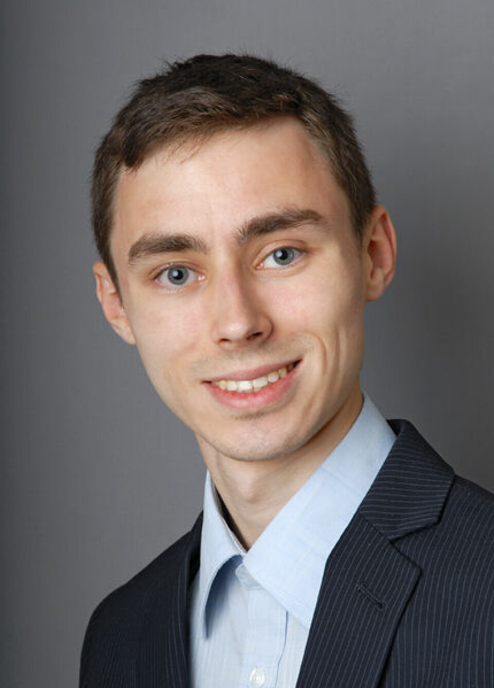 Philipp Kolb is Head of Electronic Engineering at Lightworks, with extensive experience in developing complex lighting systems – from circuit and embedded software design to complete electronic architectures for show cars.