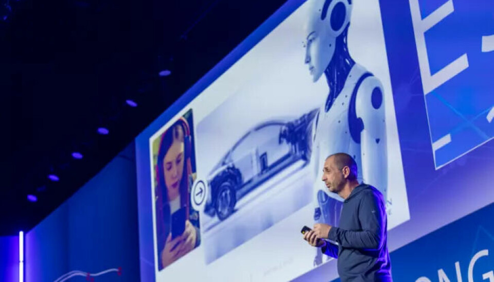 For consumer electronics, 12-month cycles are already a long time from a Chinese perspective, explains Armin Prommersberger (Harmann) at the AEK.